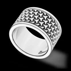 Anello a fascia larga Zancan in argento.