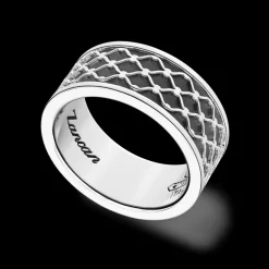 Anello a fascia Zancan in argento.