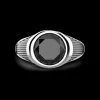 Anello Zancan in argento con pietra nera.