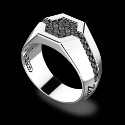 Anello Zancan in argento con pietre nere.