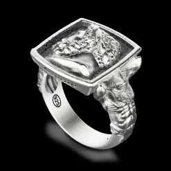 Anello Zancan in argento con adone.