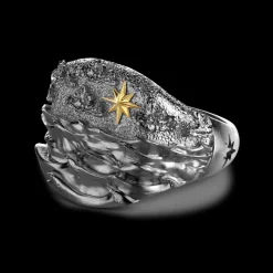 Anello Zancan in argento brunito con onde del mare.
