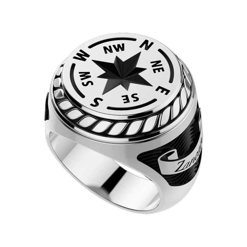 Anello Zancan in argento con rosa dei venti incisa.