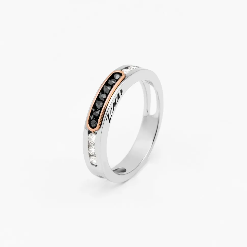 Anello Zancan in oro bianco e rosa con diamanti.