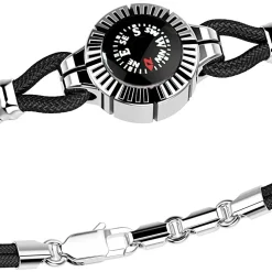 Bracciale Zancan in argento e kevlar nero con bussola su fondo nero.