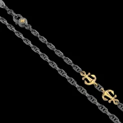 Collana in argento con ancore.