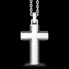 Collana Zancan in argento con pendente croce e pietre nere.