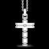 Collana Zancan in argento con pendente croce e pietre bianche.