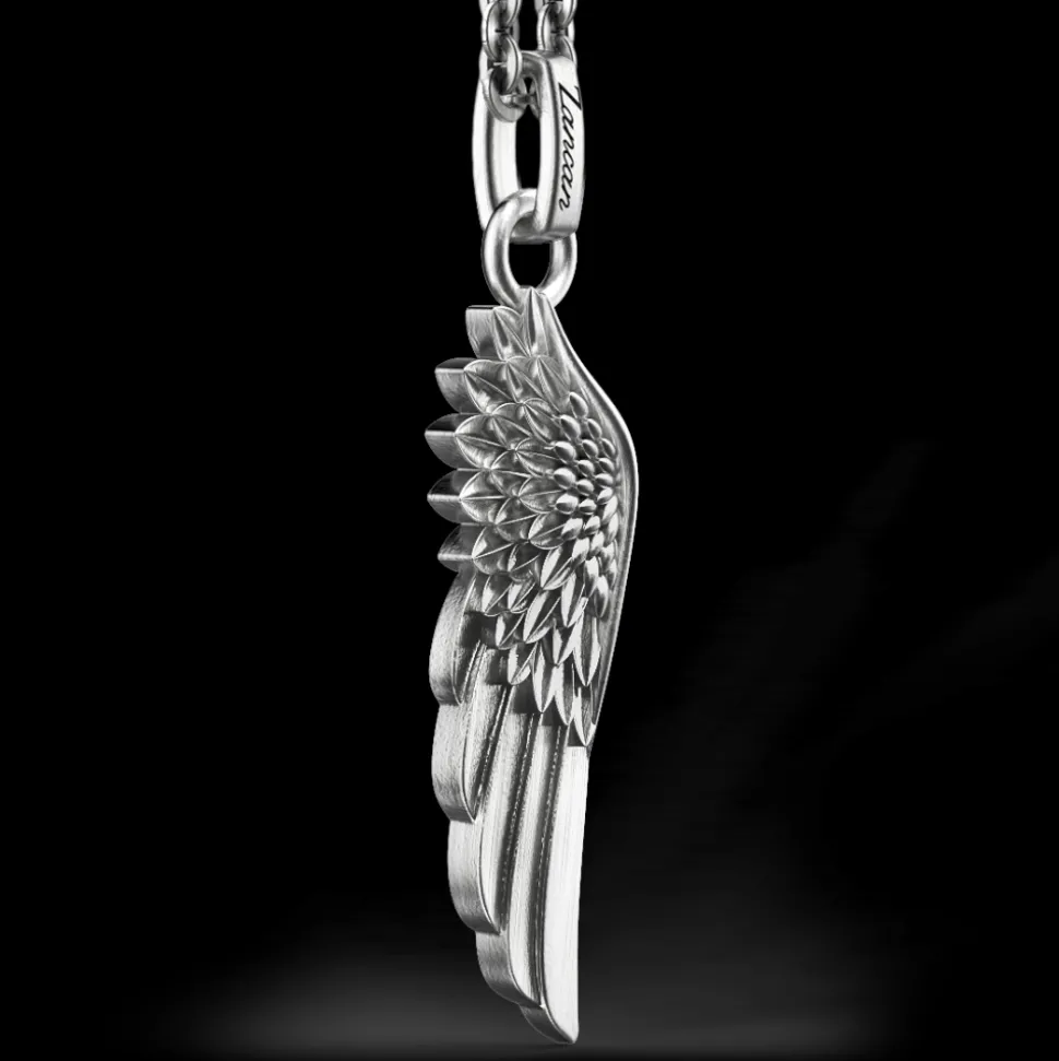 Collana Zancan in argento con pendente ad ala.
