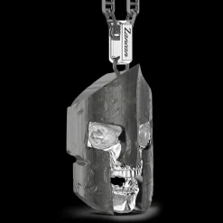 Collana Zancan in argento con pendente a teschio spartano.