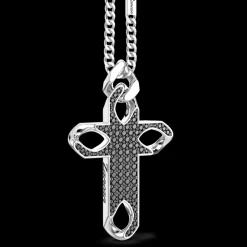 Collana Zancan in argento con pendente a croce e pietre.