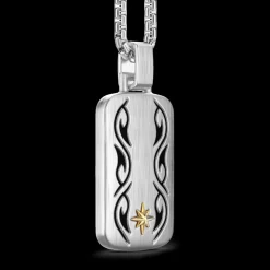 Collana Zancan in argento con pendente a targa e motivo tribale.