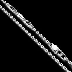 Collana Zancan in argento con pendente a targa e pietre nere.