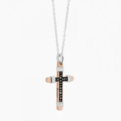 Collana Zancan in oro bianco con croce e diamanti .