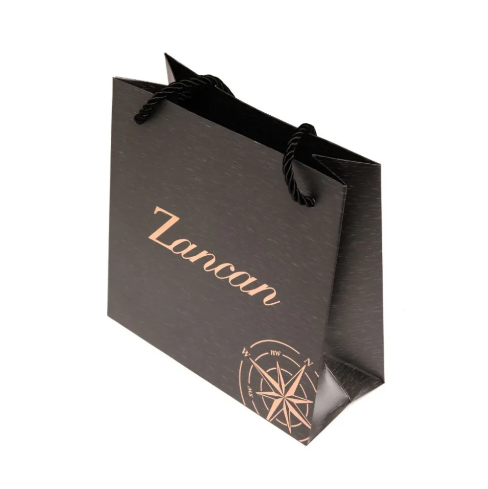 Collana Zancan in oro bianco con croce e diamanti .